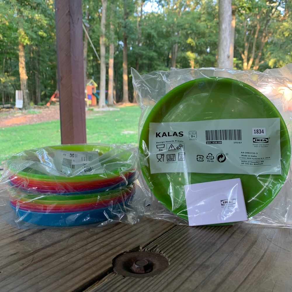 IKEA KALAS kids dinner plates NWT